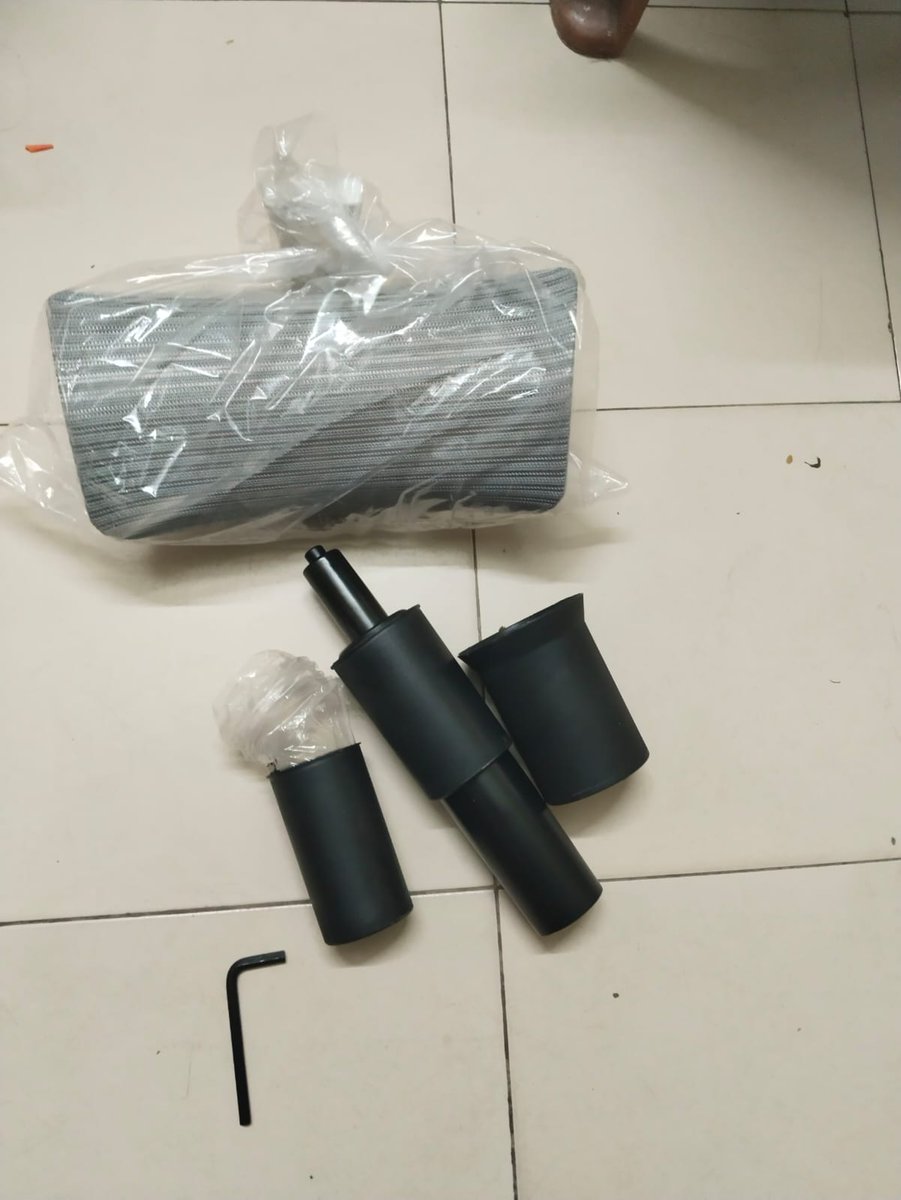 thakur133115's tweet photo. @jagograhakjago @PralhadJoshiOfc @blvermaup @Nimu_Bambhaniya @inidhikhare @MyGovInd @PMOIndia @nch1915 I purchased a Da-Urban Chair but upon unboxing I found that the product was incomplete and several parts were missing.I immediately raised a return request under the reason Missing Parts.Multiple time rejection of return request. Order ID OD436863035675064100 NCH Docket: 8838039 https://t.co/aJUsTI8Rin