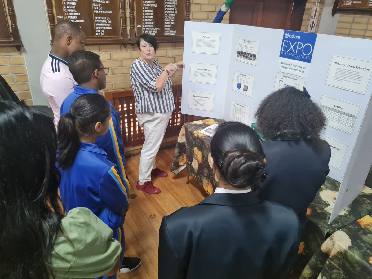 Exposcience's tweet image. Participation in a District Expo is a compulsory step in your Eskom Expo journey. Attend a workshop to ensure you are fully prepared.

See upcoming workshop dates and venues: tinyurl.com/yuchfwus

#DiscoverEskomExpo #STEMForAll #ScienceLearning #SchoolExpos #Workshops #STEM