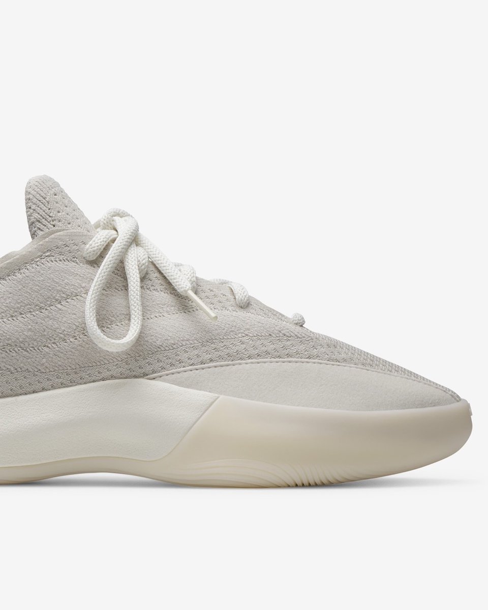 The Fear of God Athleticsより、III Basketballが 登場。 本日3月13日 