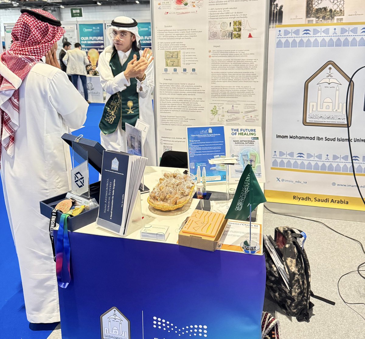 IMSIU_edu_sa's tweet photo. لعرض مجموعة من الابتكارات العلمية المتقدمة..
#جامعة_الإمام ممثلة بمركز الابتكار وريادة الأعمال تشارك في #معرض_جنيف_للاختراعات2026 
https://t.co/4pl1ybzJSD https://t.co/gVFfslxyzY