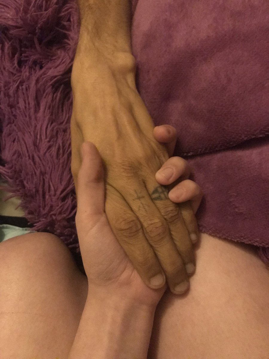 dafromesss tweet media