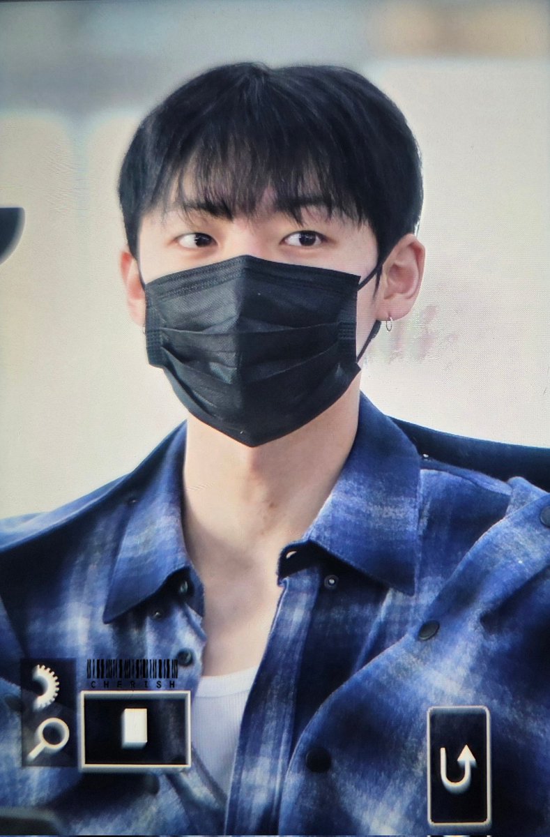 cherish_yuchan's tweet photo. 260312 출국
#강유찬 #KANGYUCHAN https://t.co/wdz5rmnln8
