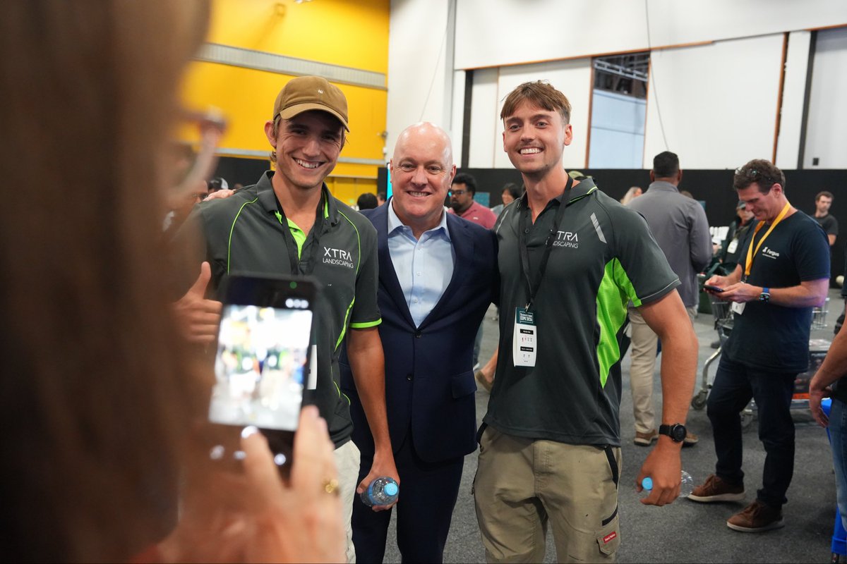 Christopher Luxon tweet media