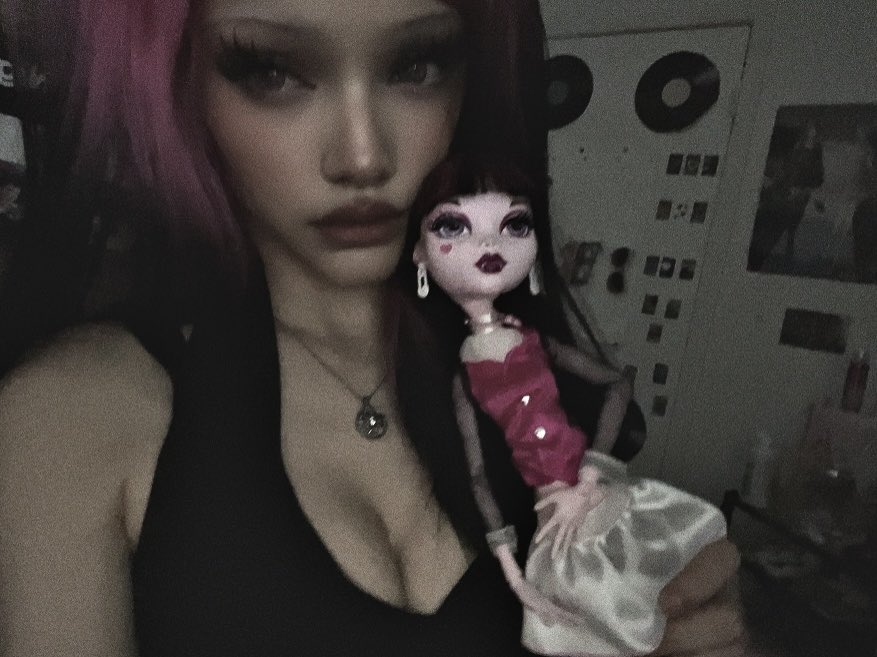 willow ִֶཐི༏ཋྀ󠀮 tweet media