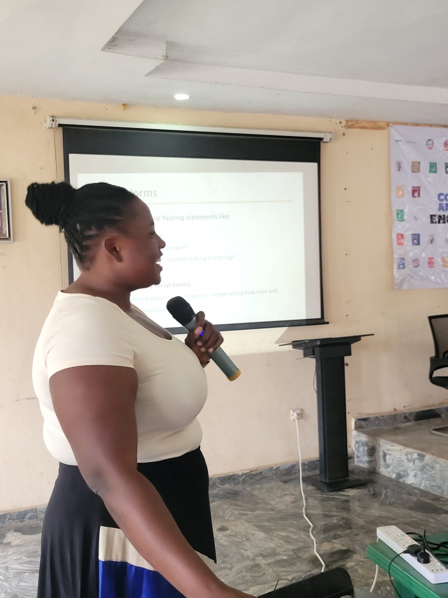 ondoyali_hub's tweet image. question-and-answer session, group photograph, closing remarks, and refreshments, promoting learning, engagement, and networking among participants.
#WomenInLeadership
#GirlChildEmpowerment
#BreakTheBarriers
#WomenEmpowerment
#LeadershipDevelopment
YouthDevelopment
CapacityBuildi