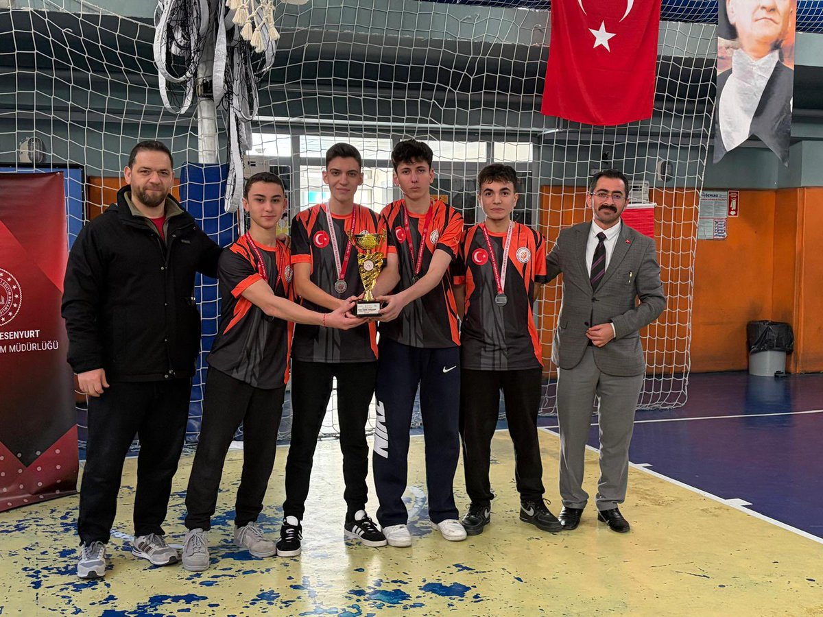 Okulumuz masa tenisi takımı, Esenyurt ilçesi okullar arası masa tenisi turnuvasında 2. olarak bizleri gururlandırdı. 
Öğrencilerimizi tebrik ederiz.

<a href="/tcmeb/">Millî Eğitim Bakanlığı</a> <a href="/Yusuf__Tekin/">Yusuf Tekin</a> @cobanogluF <a href="/MucahitYentur/">Murat Mücahit Yentür</a> <a href="/istanbul_MTE/">İstanbul Mesleki ve Teknik Eğitim</a> <a href="/esenyurtmem/">Esenyurt İlçe Millî Eğitim Müdürlüğü</a> <a href="/bkvorgtr/">Borusan Kocabıyık Vakfı</a> <a href="/TayfunOzyolcu/">Tayfun ÖZYOLCU</a> @hkayakucuk