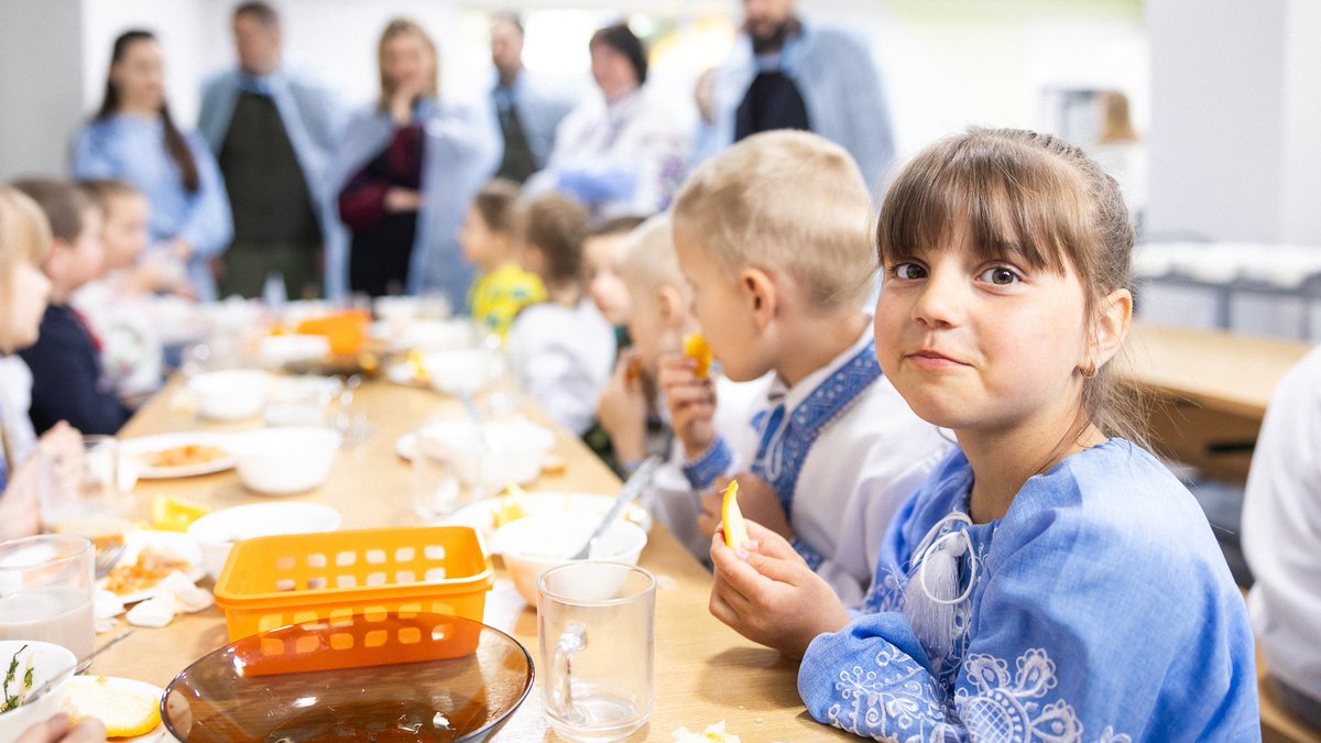 Today is International School Meals Day. For Ukraine, this topic has special significance. For five years, we have been implementing the reform, and four of those years have coincided with Russia’s full-scale invasion. Even so, 2 million Ukrainian schoolchildren already receive