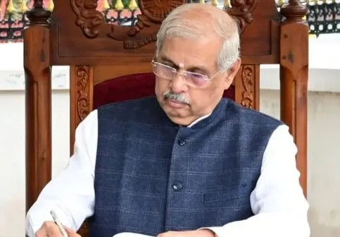 தமிழ்நாட்டின் புதிய ஆளுநராகப் பொறுப்பேற்றிருக்கும் மாண்புமிகு ஆளுநர் திரு ராஜேந்திர விஸ்வநாத் அர்லேகர் அவர்களுக்கு எனது மனமார்ந்த வாழ்த்துகளை தெரிவித்துக் கொள்கிறேன். 

மாண்புமிகு ஆளுநர் திரு ராஜேந்திர விஸ்வநாத் அர்லேகர் அவர்கள் தமிழகம் மற்றும் தமிழக மக்களின் வளர்ச்சிக்கான தனது