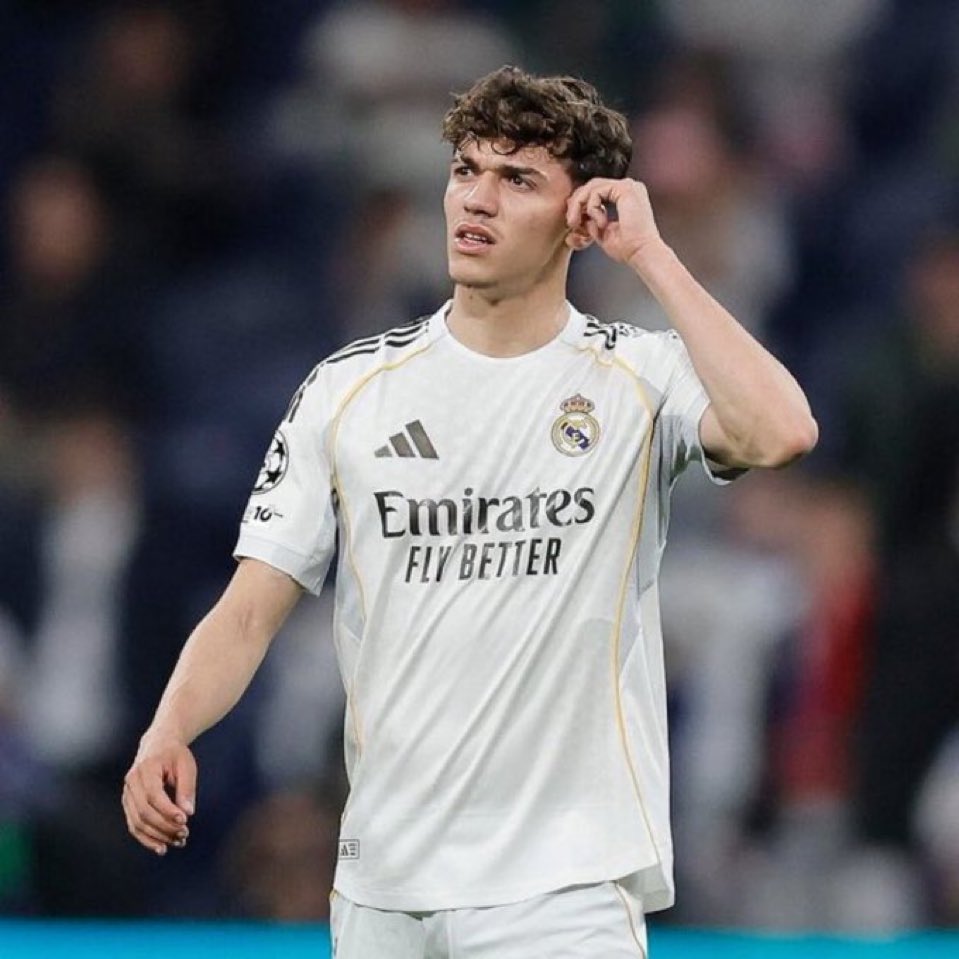 Tchoumino™️ tweet media