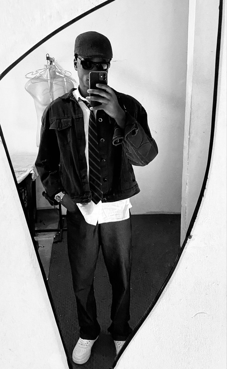 Mobolaji Francis tweet media