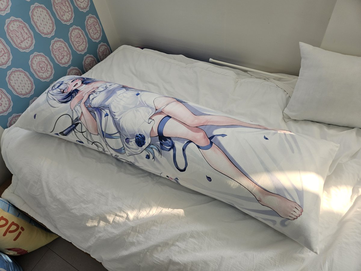 굿즈앤쏠/우산 모양쿠션 담요 바디필로우 패브릭 포스터 제작 tweet media