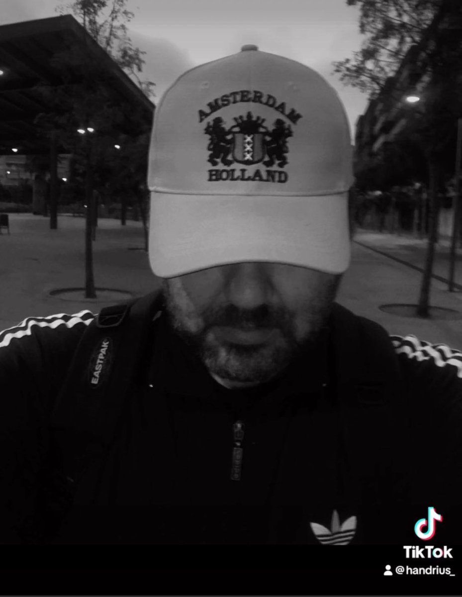 Handrius tweet media