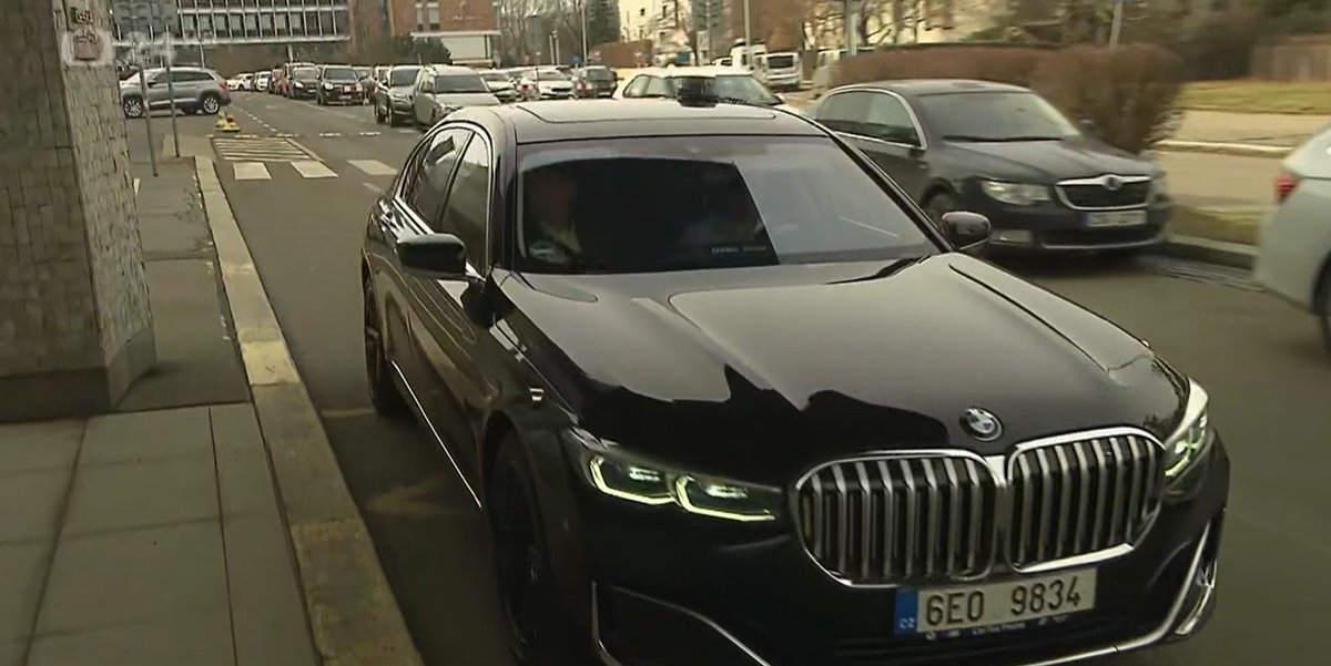 Poslední skaut™ tweet media