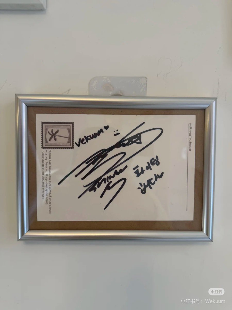 A Korean celebrity came to the store... guess who?
A little surprise happened at the shop.
A Korean artist suddenly dropped by and stayed for a while.

📍shang hai
xhslink.com/o/LuNMh9k6Gl