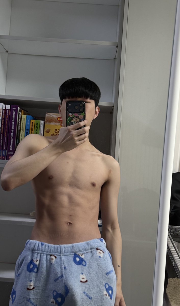 아 딸좀 그만치고싶다..ㅠ

#섹트 #오프
