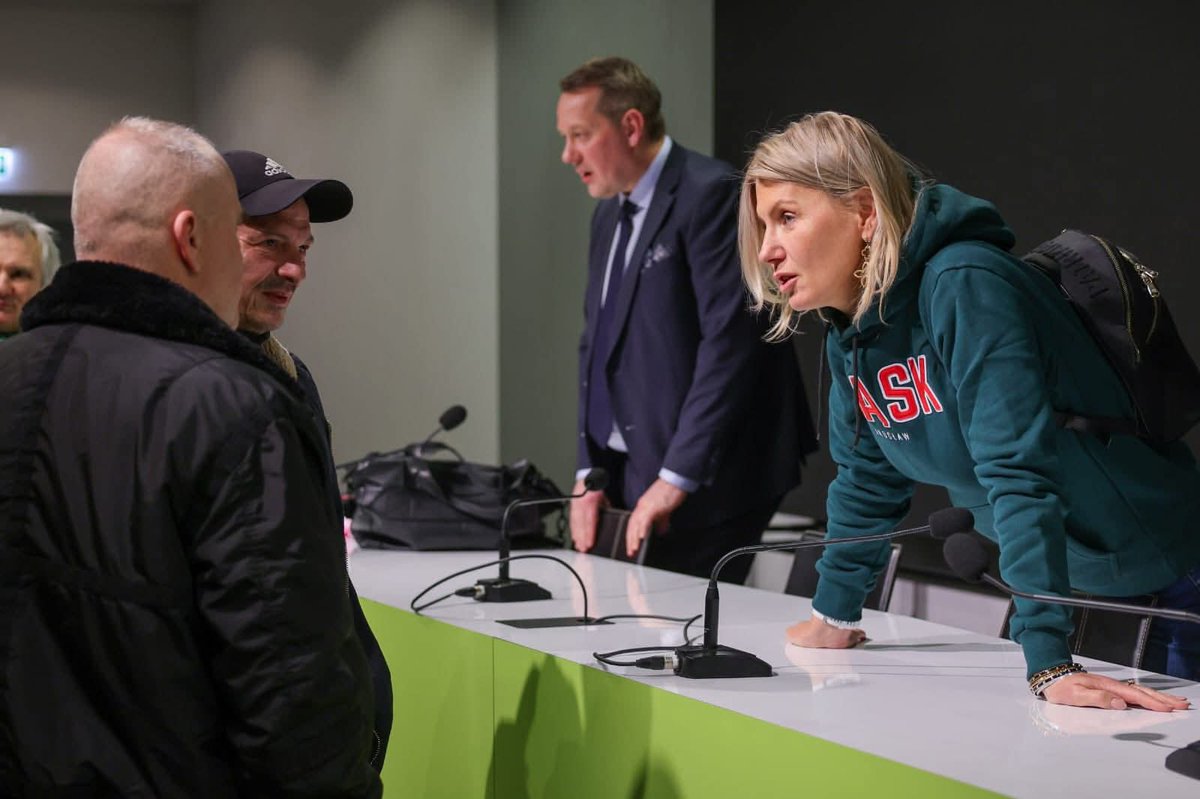 Piotr Uhle tweet media