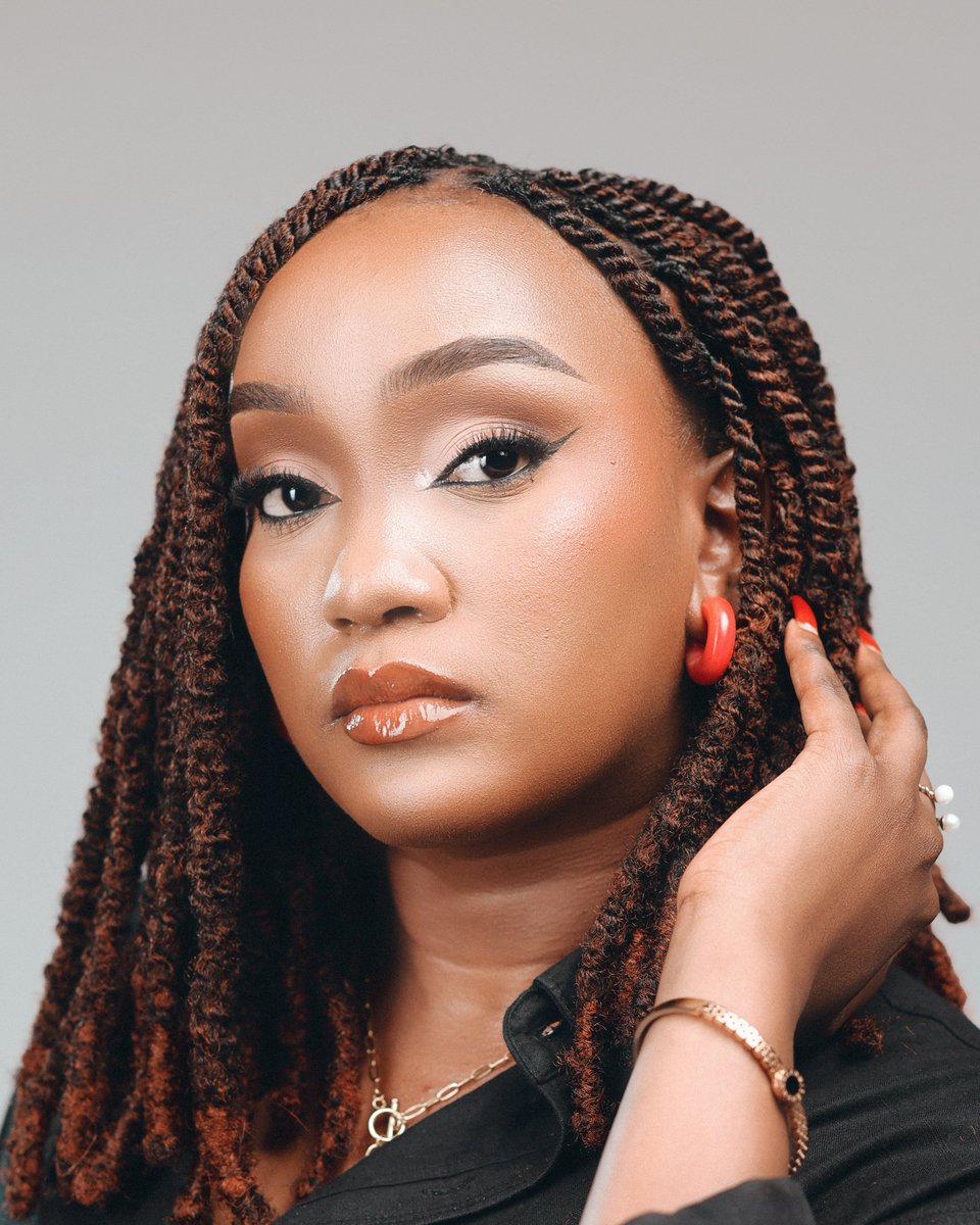 Apuuli stylist 256 🇺🇬 tweet media