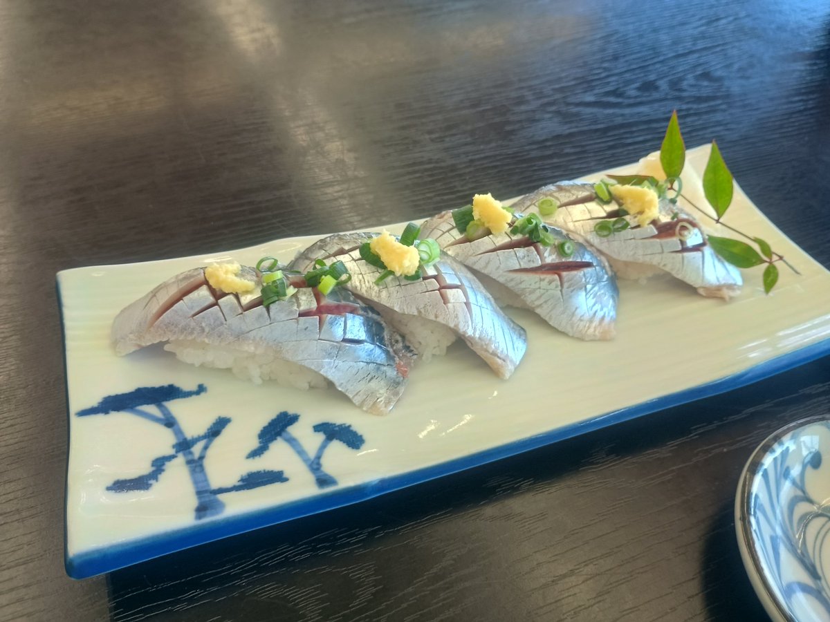 sintaro_CIT's tweet photo. 休みだったので潮騒の湯へ、イワシの寿司がうまかった https://t.co/XOahot11k0