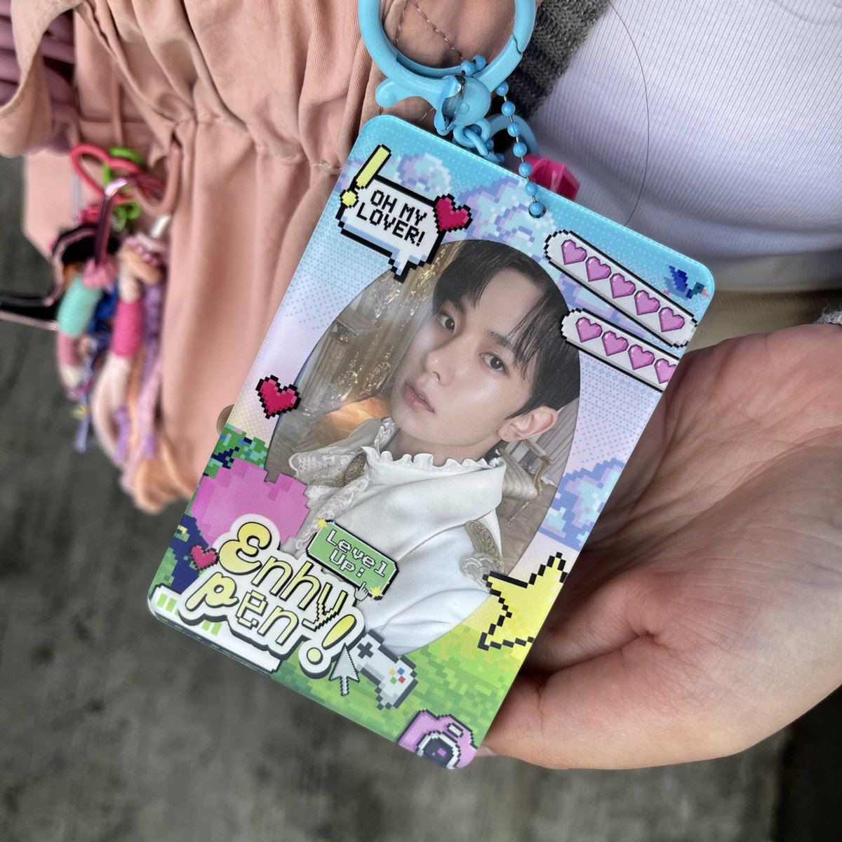 tenang aja seung akan kutunjukkan pada seluruh dunia kalau kamu ENHYPEN