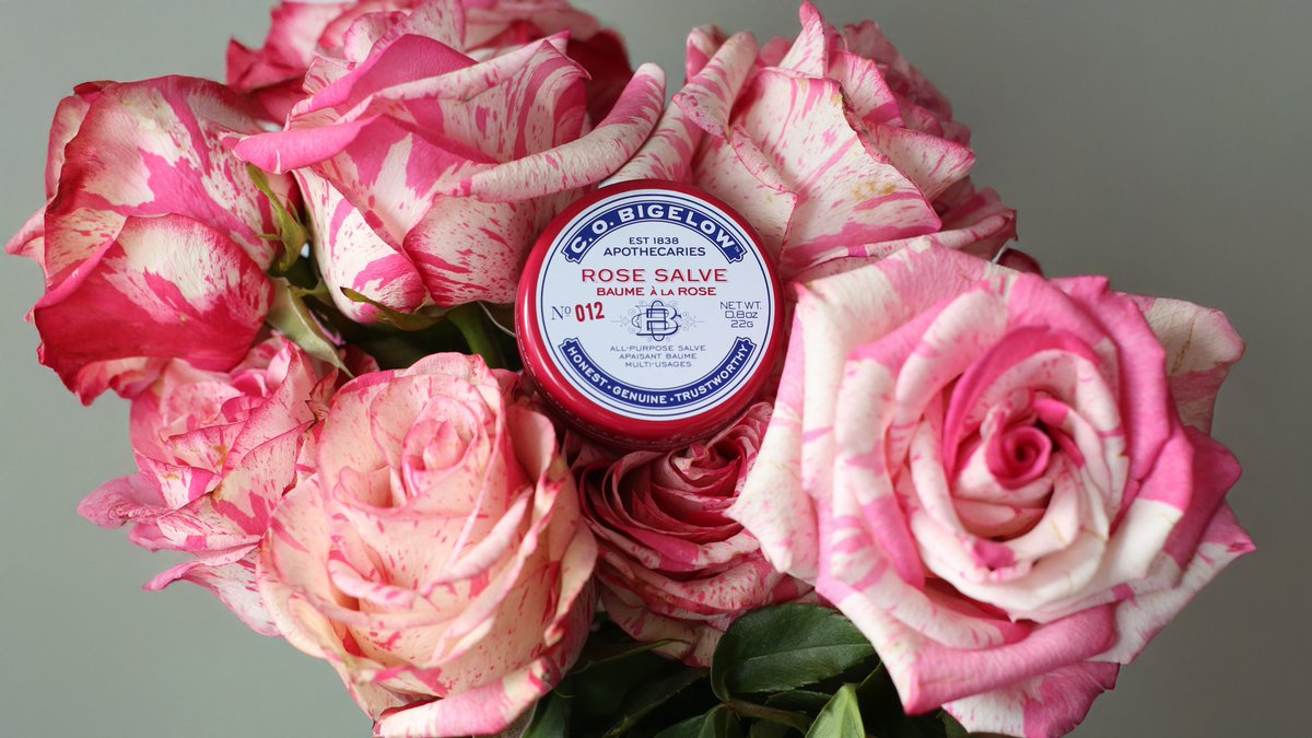 cobigelowjp's tweet photo. ＼Happy White Day!／
ホワイトデーのギフトに、さりげない心配りを。
乾燥が気になる季節にうれしいマルチバームは、リップや指先、髪などマルチに使える万能アイテム。
毎日のケアに寄り添う、小さな潤いの贈り物です。

#cobigelow #シーオービゲロウ https://t.co/OhmOYjMu4q