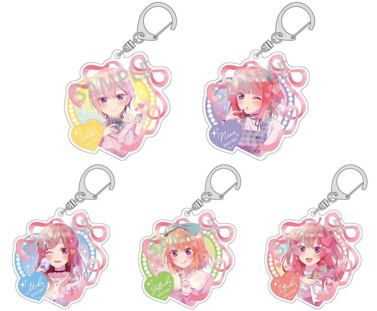 gotoubun_goods's tweet photo. 2026年5月発売予定

アニメイトオンラインにて予約開始

五等分の花嫁* アクリルキーホルダー メイクアップ カミアニTOUCH

https://t.co/0lUYofbyc3 https://t.co/576d5HnbkA