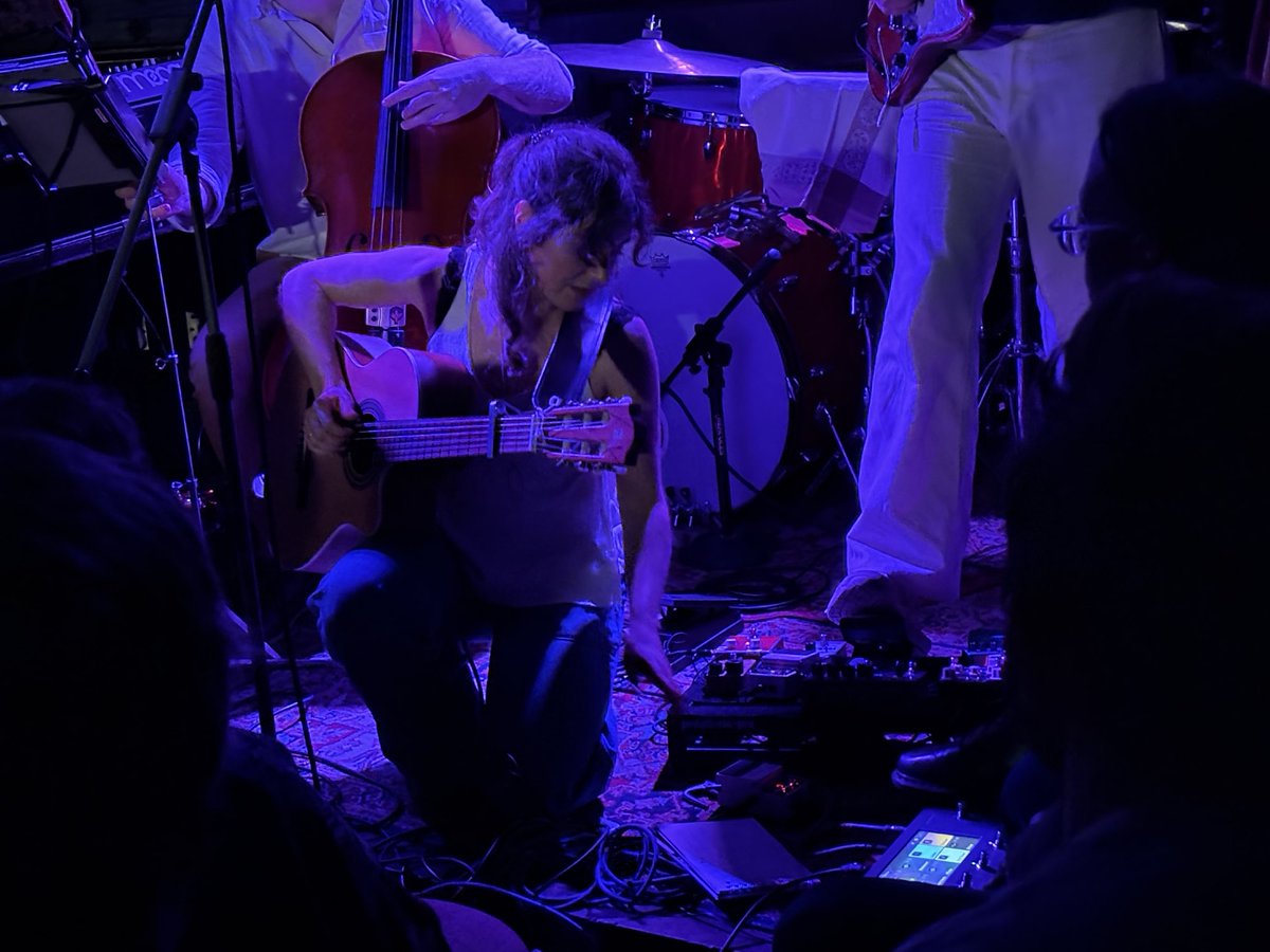 aliveintech tweet media