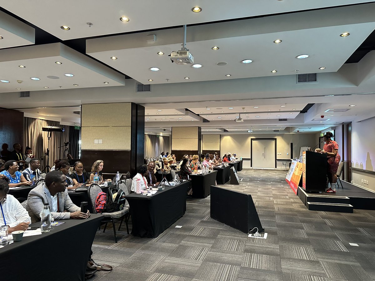 AfricaREACH1's tweet photo. “Adolescent girls and young women are not just passive recipients of care; they shape the HIV response."
Powerful words from Doreen Moracha at the African HIV &amp; Women Workshop. #AGYW
#EndAIDS 
#HIVResponse 
#GlobalHealth
 @D_Moraa https://t.co/lYMTFskurO
