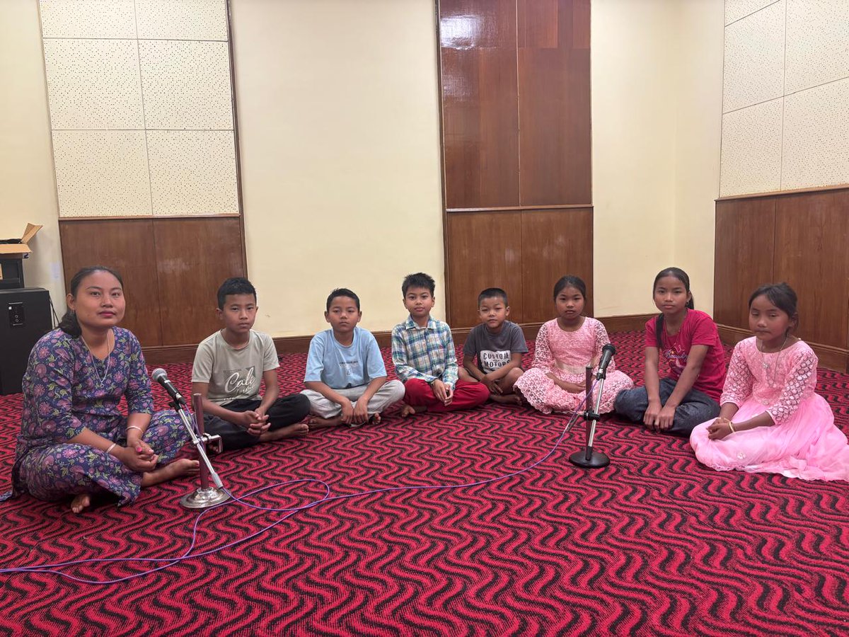 akashvanidiphu's tweet photo. Listen to a children variety programme presented by the children of Rongmirdan &amp; Mirdanlangso colony.
Conducted by- Hunmili Kropi.

To be broadcast on 15/3/2026 at 7:10 Am on FM 100.9 MHZ or you can tune in to Newsonair App &amp; RAISE App.

#AkashvaniDiphu #childrenprogram https://t.co/bMIM7PQAqj