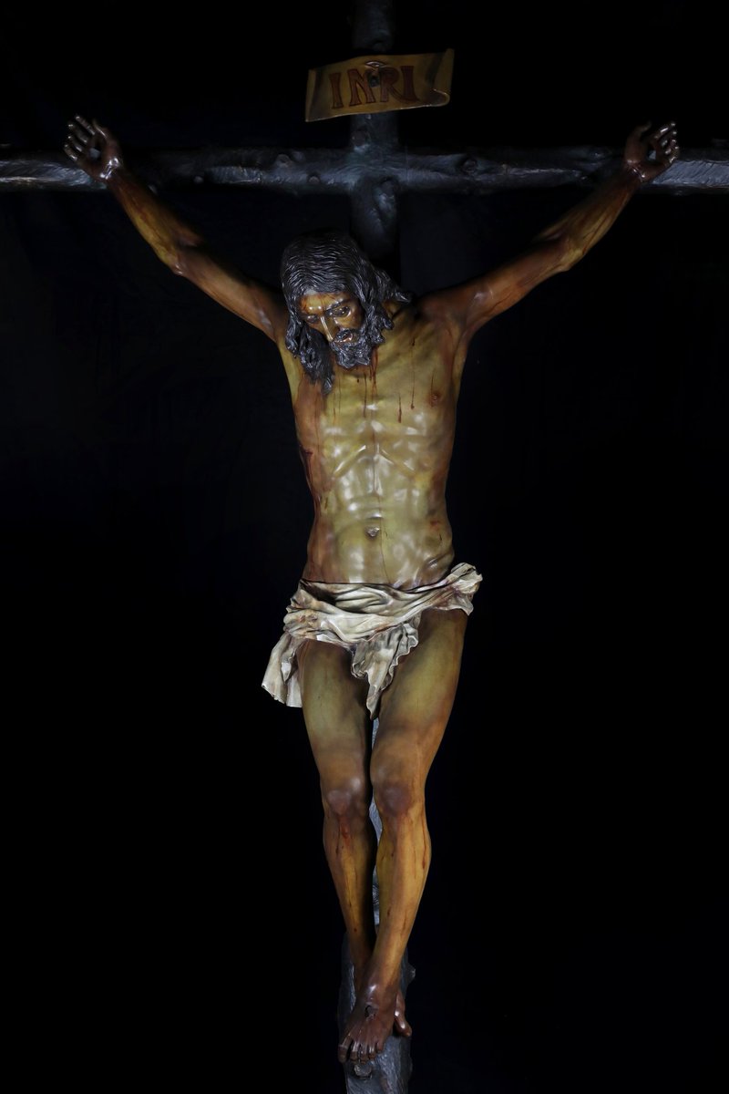 #TalDíaComoHoy, el 12 de marzo de 2000, el arzobispo castrense Monseñor D. José María Estepa Llaurens, nombra como protector oficial de #LaLegión al Santísimo Cristo de la #BuenaMuerte y Ánimas, estando a cargo de la #BRILEG, el general jefe D. Enrique Gómariz.