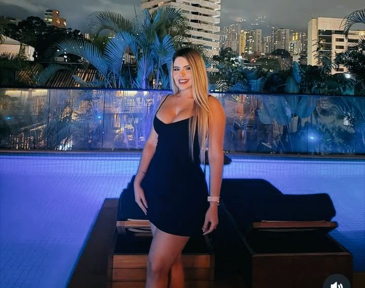 AtentoEc's tweet photo. #ATENTO DIANA GONZÁLEZ - INFLUENCER ES DETENIDA POR EXTORS1ONAR EN MACHALA 

Tres mujeres fueron aprehendidas en Machala señaladas como presuntas integrantes de una red de extorsión que operaba en la ciudad. 

Las sospechosas fueron identificadas como Karen Yeleni Q. P., Dayana Suyin M. Z. y Diana Carolina G. A., quienes habrían participado en el cobro de dinero producto de extors1ones. Según el reporte policial, las detenidas fueron interceptadas cuando presuntamente acudían a concretar parte de la exigencia económica.