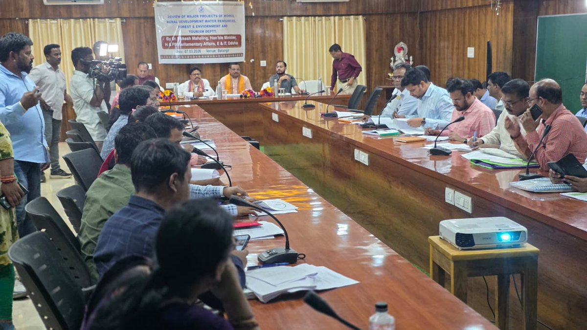 Collector & DM, Balangir tweet media