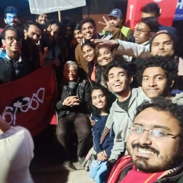 Mayukh Biswas tweet media