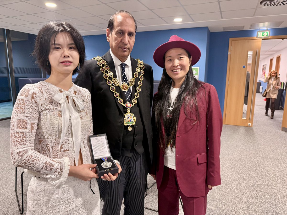 Professor Benjamin Zephaniah tweet media