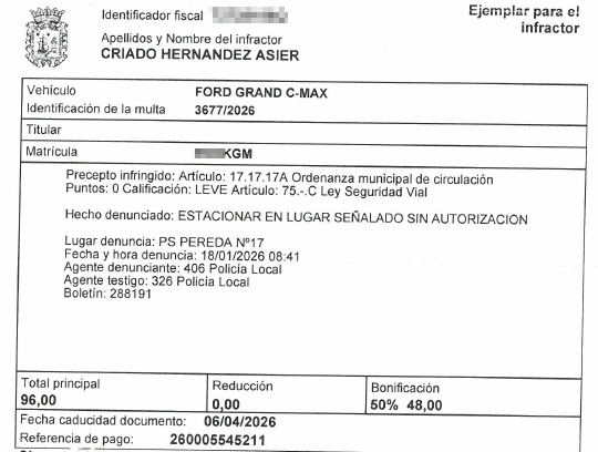 AsierCriado's tweet photo. Hola, a ver si alguien puede ayudarme. El pasado 18 de enero (domingo) me multaron por mal aparcamiento en el Paseo Pereda, no había ninguna señal. No sé a quien consultar, seguro que algun santanderin@ puede ayudarme. @ayto_santander #Santander Gracias a todos¡ https://t.co/FhtAPmdos2