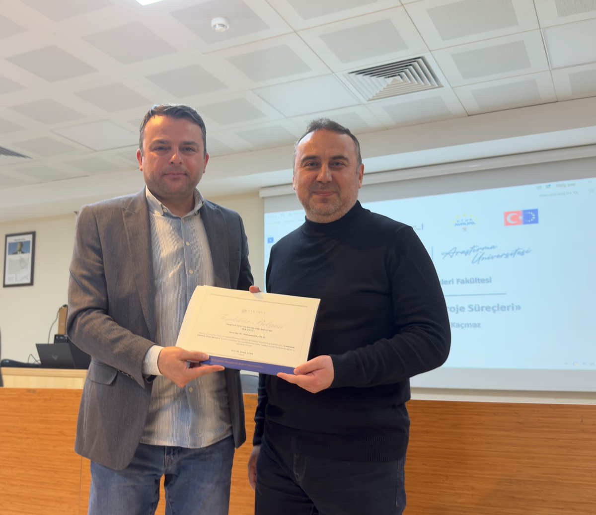 SAÜ İnsan ve Toplum Bilimleri tweet media