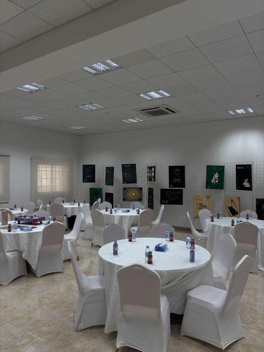 Mozy_8's tweet photo. ضمن مبادرة مع كلية العلوم الطبية التطبيقية تمت زيارة دار الملاحظة الاجتماعية، تجربة إنسانية جميلة 
تذكرنا بأن العطاء والاهتمام يصنعان فرقًا حقيقيًا في حياة الآخرين 🙏🏼 https://t.co/oQw1KXcusY