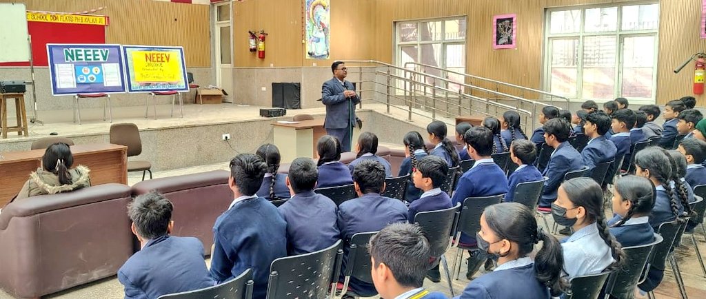 Dir_Education's tweet image. An inspiring #NEEEV Dialogue with Dr. Sandeep Goyal sharing valuable insights on entrepreneurship, branding, and the mindset required for the future.

Empowering educators to nurture innovative and future-ready learners.

#EntrepreneurialMindset #FutureReadyStudents