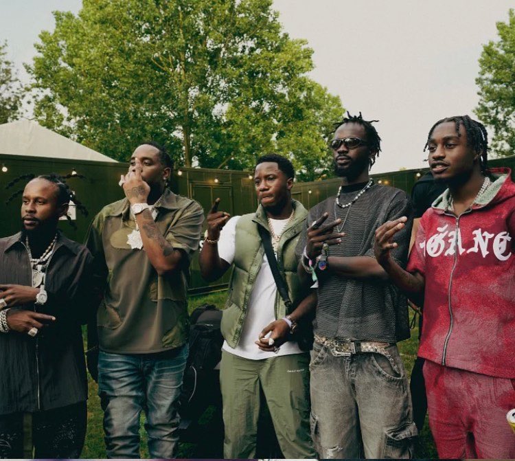 Creatizine Magazine tweet media