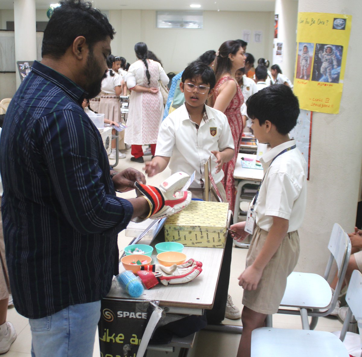 CPS-world tweet media