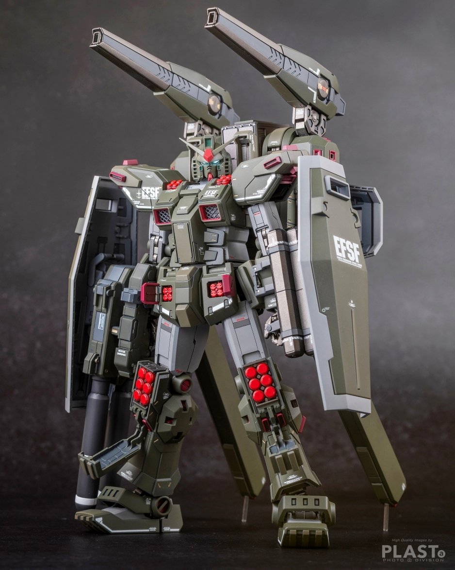 GENNAI_WORKS's tweet photo. #突然カッコイイ緑を無言で貼る
撮影：模型製作スペース プラスタ（ @PLASTa_space ） https://t.co/yp858Qcf71