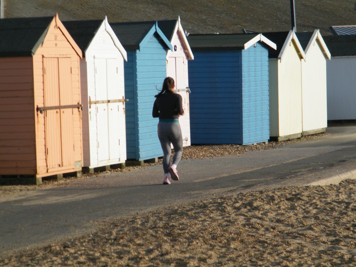 window cleaner and Artist tweet media