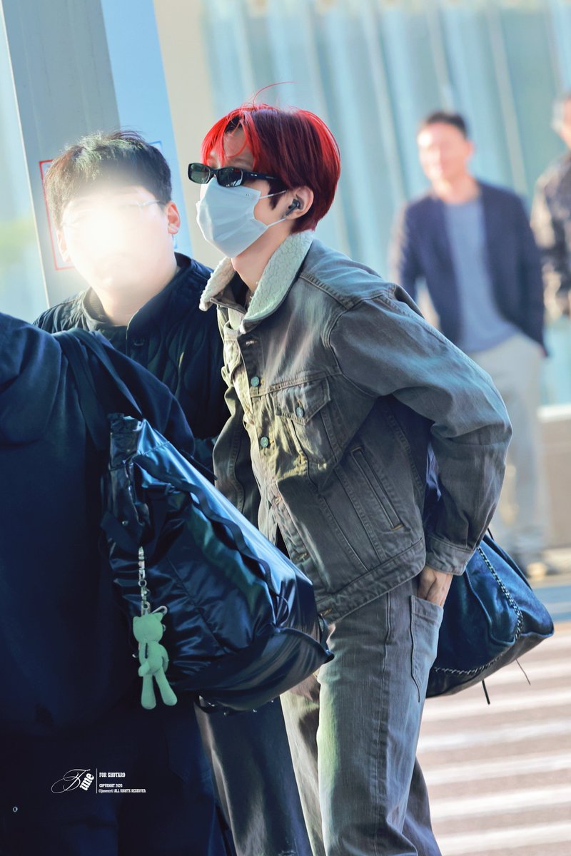 ᴊᴜɴᴇ. tweet media