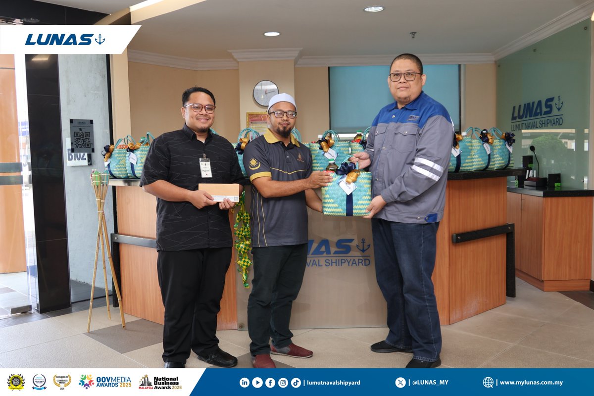 Lumut Naval Shipyard tweet media