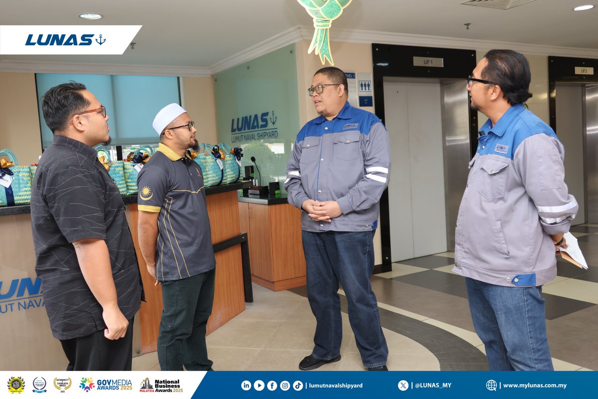 Lumut Naval Shipyard tweet media