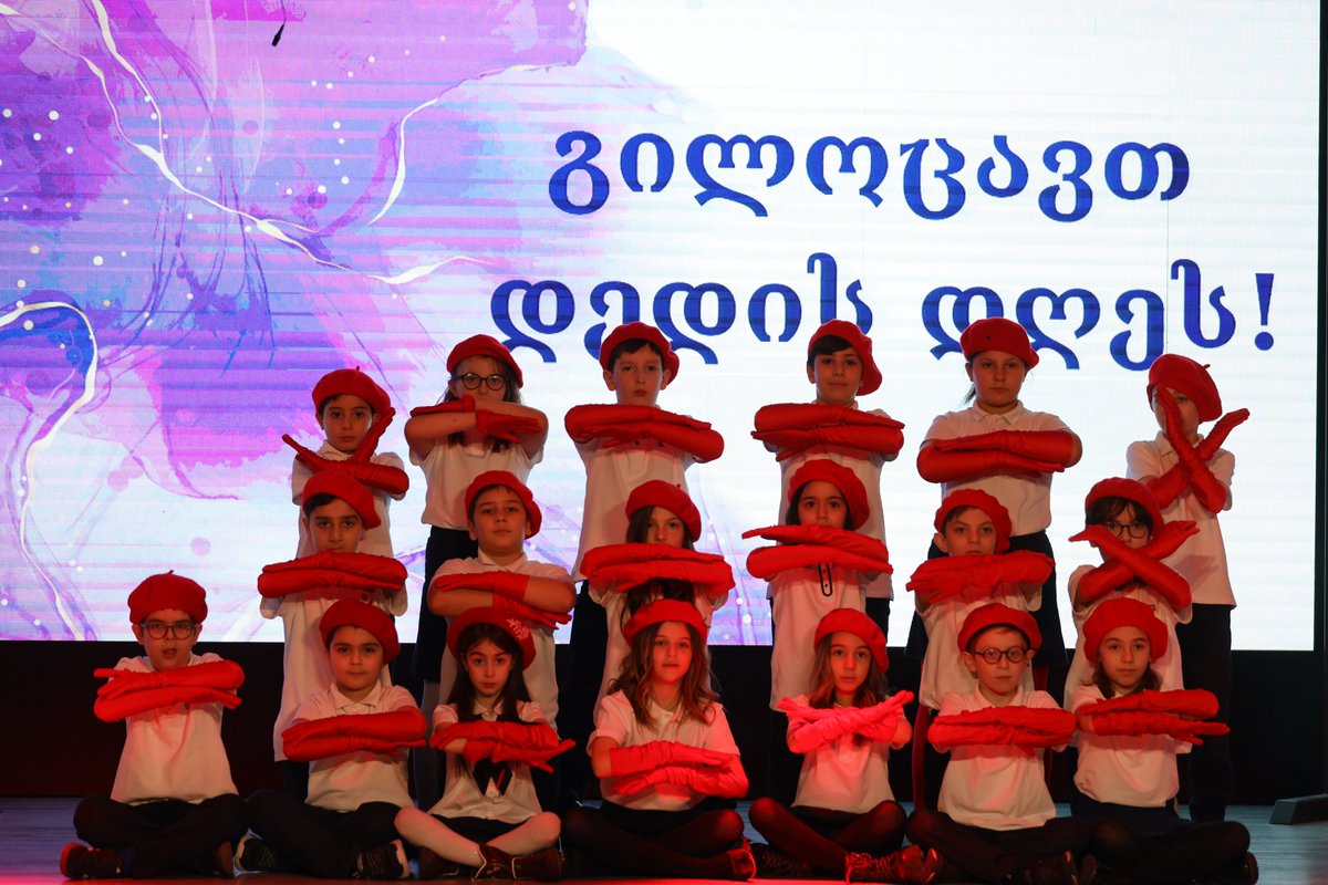 European School tweet media