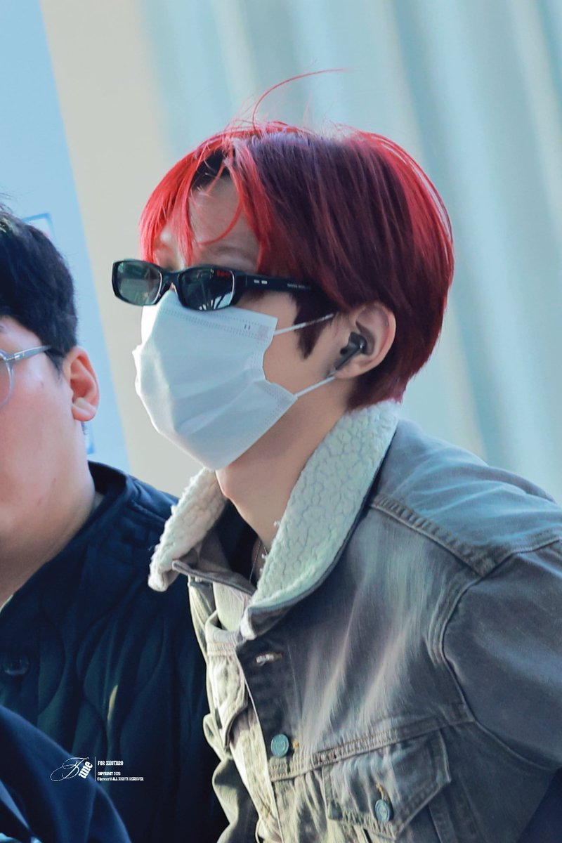 ᴊᴜɴᴇ. tweet media