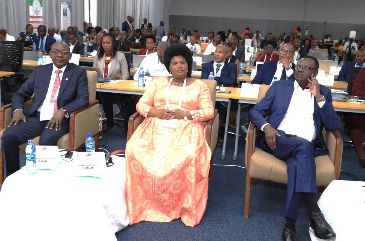 Onpr2018's tweet photo. Une délégation de l’#ONPR conduite par son DG, @anastase_jean, a participé du 11 au 12 mars 2026 à un séminaire technique international sur la sécurité sociale organisé à #Bujumbura par l’Association Internationale de la Sécurité Sociale (AISS). https://t.co/eN8PHZNTMy