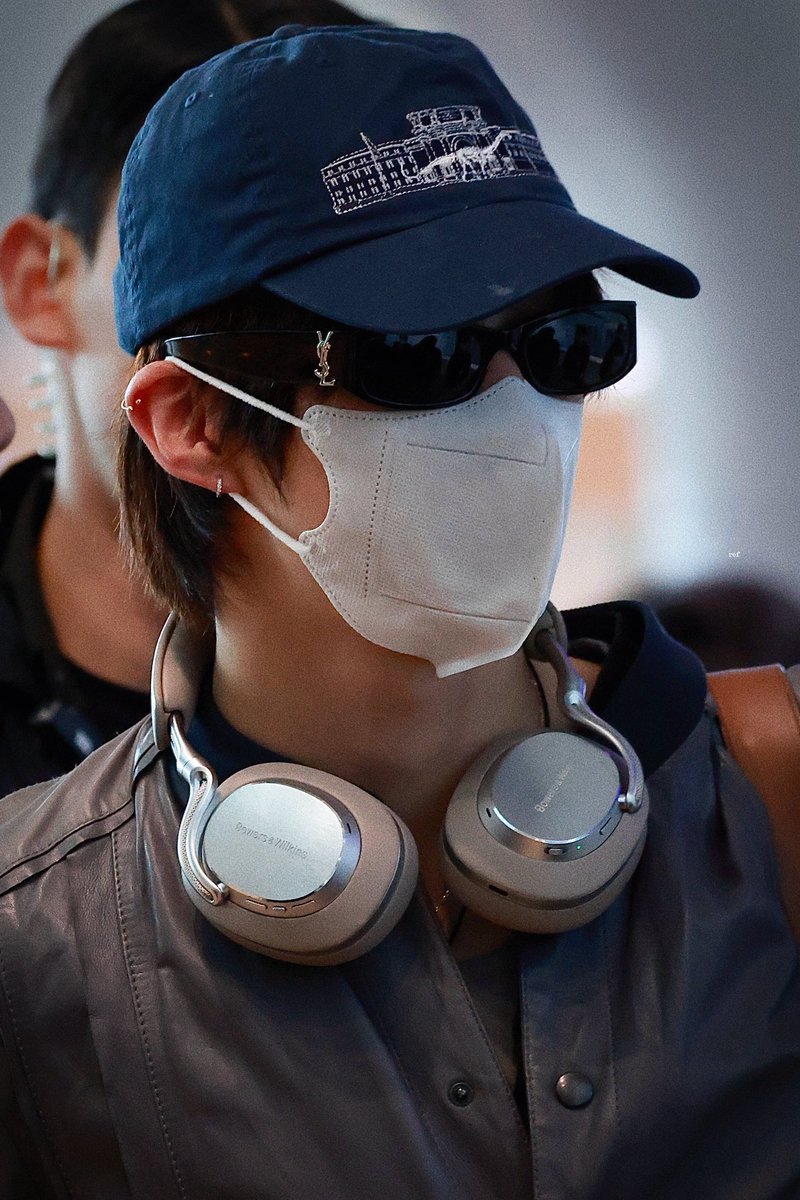 ref：^0^rain tweet media