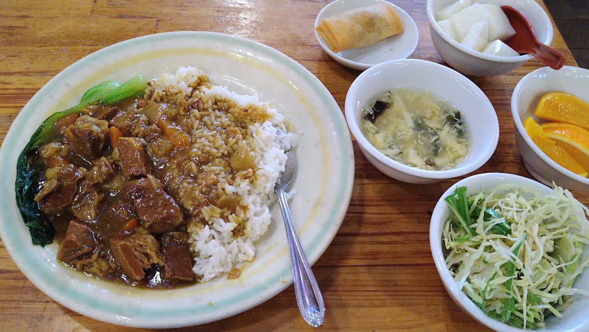 tansiolemon's tweet photo. カレー🍛

中野／ケンちゃんカレー／贅沢！ケンちゃんカレー
新宿三丁目／中国茶房８／週替わりランチ
ゆで太郎／倍盛鍋カツカレー
早稲田／キッチンオトボケ／カツカレー大盛 https://t.co/1bF3w2MGjS