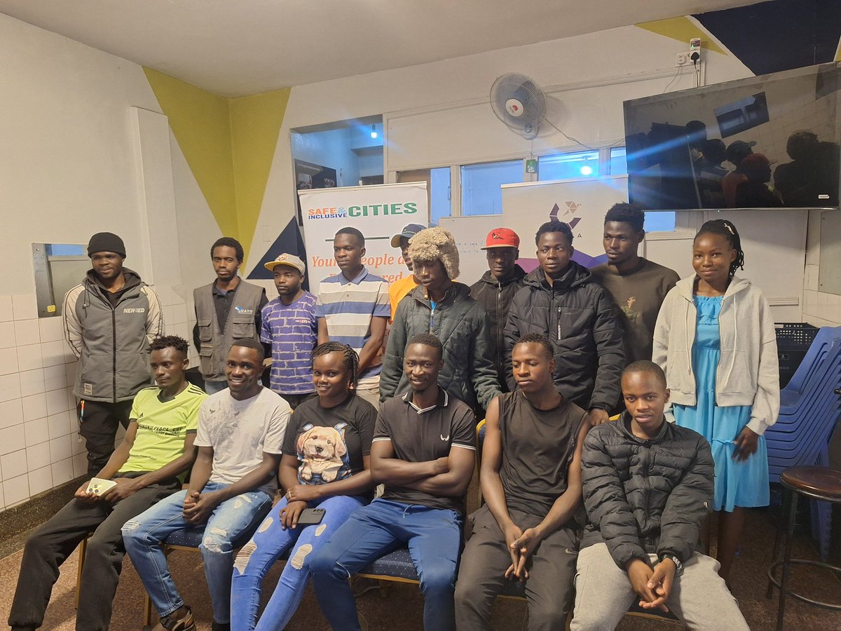 HornofAYN's tweet photo. Peer-to-peer learning and mentorship linkages yesterday in Mathare 🤝 Youth came together to share experiences, exchange ideas, and build meaningful connections that strengthen networks and inspire collaboration for community impact.
#SAIC #YouthEmpowerment #PeerLearning https://t.co/ZAE8VcKSKl